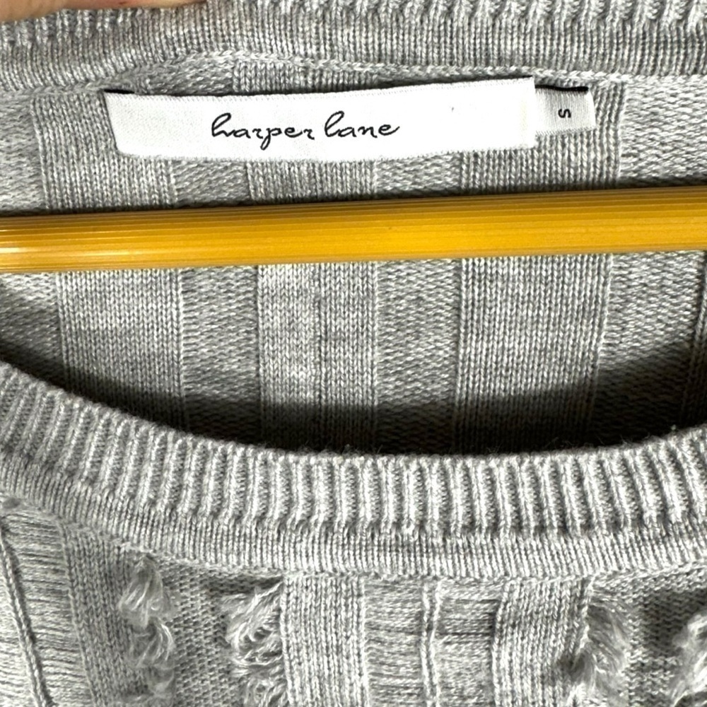 4 for $20 SALE! Harper Lane Stitch Fix Frayed Fringe Rib Sweater, Grey, Size S - Picture 4 of 10